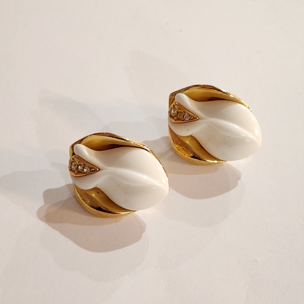 KJL for Avon Gold and White Flower Earrings